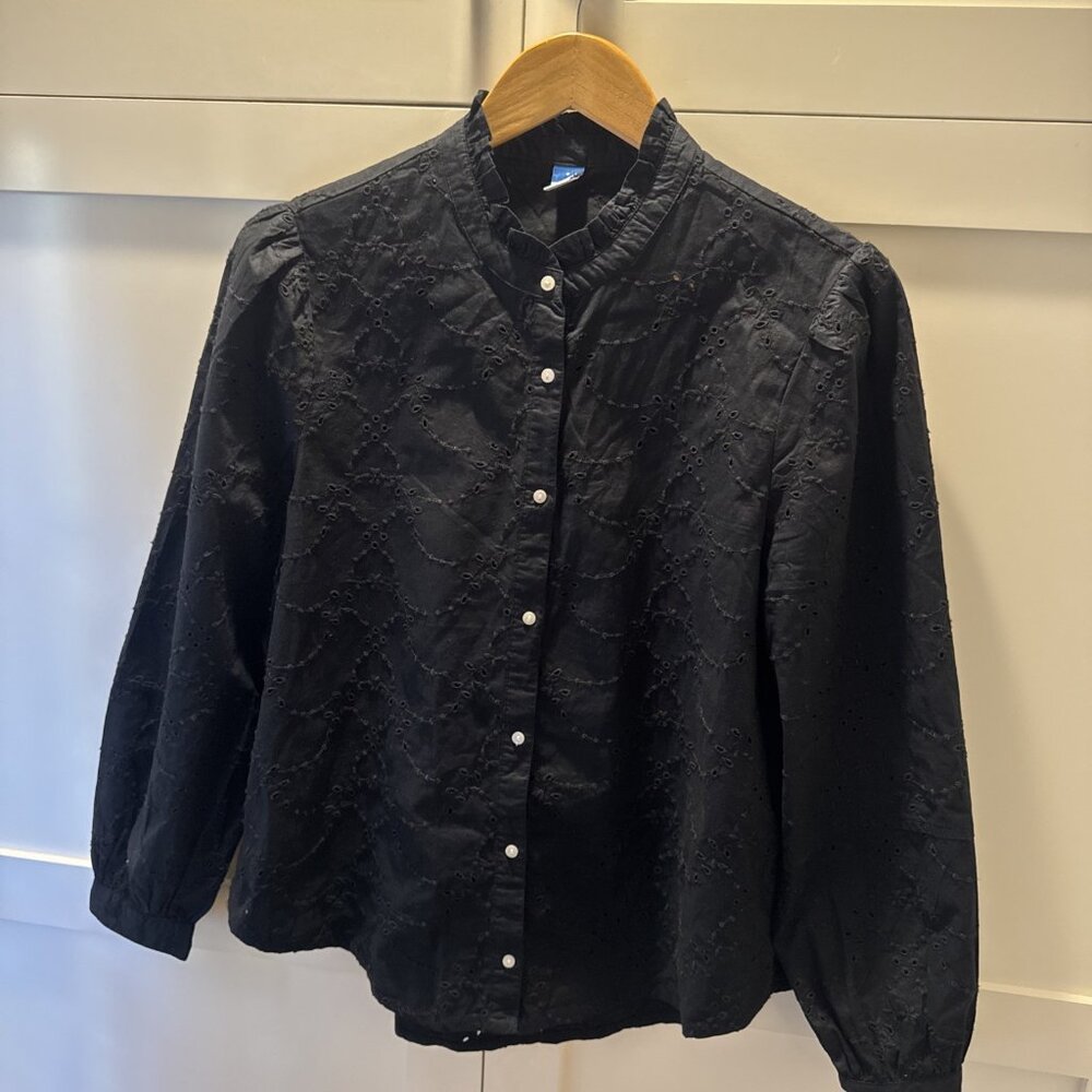 Old Navy Black Eyelet Button-Up Blouse Size Small Cotton - Picture 2 of 15